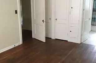 202 E 31st St, Austin, TX 78705 - Photo 7