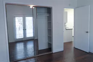 2216 San Gabriel St, Austin, TX 78705 - Photo 3