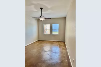 312 Main Street, Smithville, TX 78957 - Photo 9