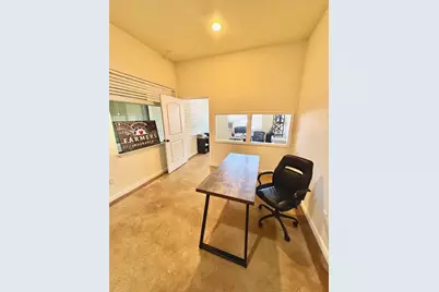 312 Main Street, Smithville, TX 78957 - Photo 3