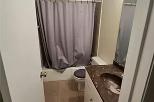 1221 W Hopkins St, San Marcos, TX 78666 - Photo 5