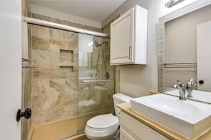 4708 Cap Rock Dr, Austin, TX 78735 - Photo 17