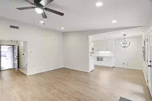 4708 Cap Rock Dr, Austin, TX 78735 - Photo 5