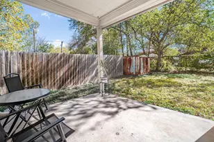 409 E Austin Ave, Round Rock, TX 78664 - Photo 33