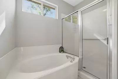 409 E Austin Avenue, Round Rock, TX 78664 - Photo 21