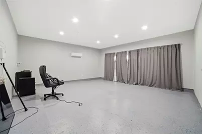 409 E Austin Avenue, Round Rock, TX 78664 - Photo 23