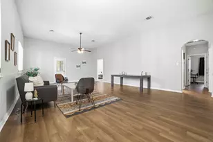 409 E Austin Ave, Round Rock, TX 78664 - Photo 1