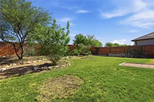 606 Quarton Dr, Hutto, TX 78634 - Photo 31