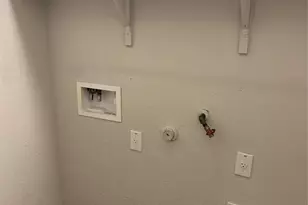 606 Quarton Dr, Hutto, TX 78634 - Photo 19