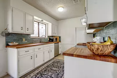 50109 Flintrock Drive, Georgetown, TX 78626 - Photo 11