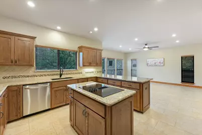 9111 Glenlake Drive, Austin, TX 78730 - Photo 15