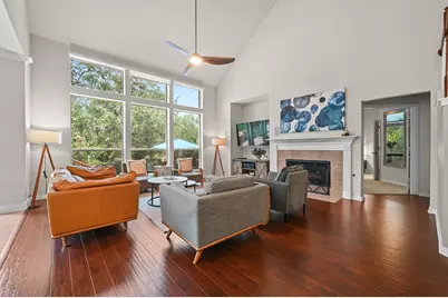 10512 Thoroughbred Drive, Austin, TX 78748 - Photo 7