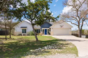 8 Butterfly St, Wimberley, TX 78676 - Photo 1