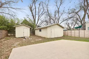 2814 Gonzales St, Austin, TX 78702 - Photo 25