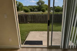 177 Devonshire Dr, Kyle, TX 78640 - Photo 35