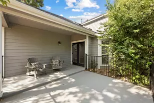 6704 Menchaca Rd, Austin, TX 78745 - Photo 29