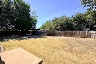 1403 Long Branch Dr, Georgetown, TX 78626 - Photo 11