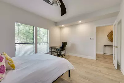 3914 Latimer Drive, Austin, TX 78732 - Photo 7