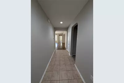 8829 Capitol View Drive, Austin, TX 78747 - Photo 5