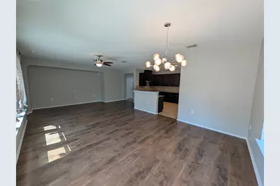 8829 Capitol View Drive, Austin, TX 78747 - Photo 9