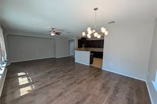 8829 Capitol View Dr, Austin, TX 78747 - Photo 9