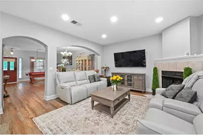 5604 Beachmont Court, Austin, TX 78739 - Photo 9