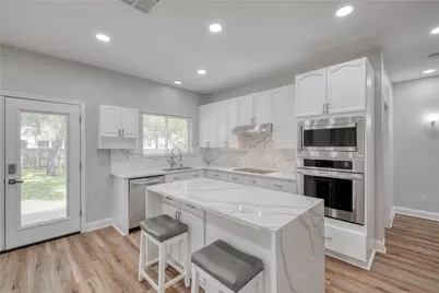 5604 Beachmont Court, Austin, TX 78739 - Photo 7