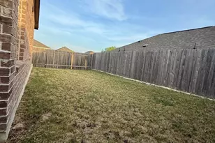 7203 Summer Tanager Dr, Austin, TX 78744 - Photo 15