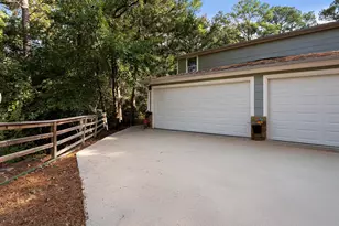 119 N Kanaio Dr, Bastrop, TX 78602 - Photo 3