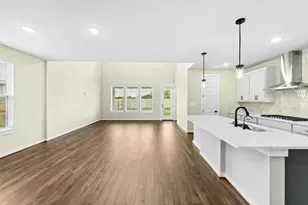 105 Carlsbad Ct, Georgetown, TX 78626 - Photo 5