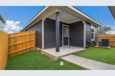 313 El Seibo Lane, Bastrop, TX 78602 - Photo 15