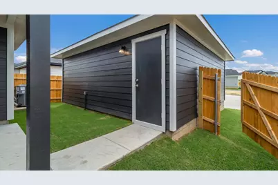 313 El Seibo Lane, Bastrop, TX 78602 - Photo 15