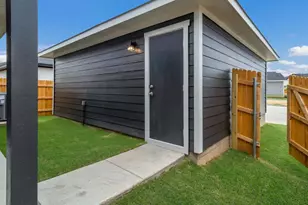 313 El Seibo Ln, Bastrop, TX 78602 - Photo 15