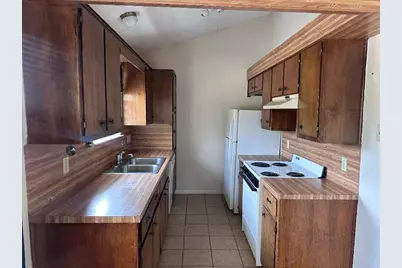 114 Thorne Road #B, Cedar Creek, TX 78612 - Photo 5