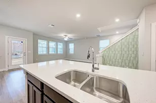 7319 Travertine Spring Dr, Austin, TX 78744 - Photo 21