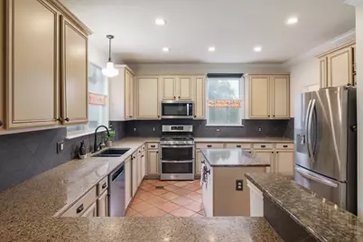 7000 Bending Oak Road, Austin, TX 78749 - Photo 7