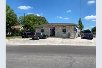 1000 E 2nd Avenue E, Belton, TX 76513 - Photo 5