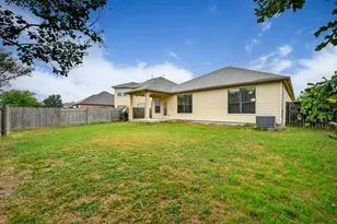 1029 Hyde Park Dr, Round Rock, TX 78665 - Photo 19