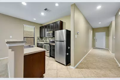 1029 Hyde Park Drive, Round Rock, TX 78665 - Photo 3