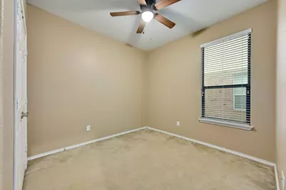 1029 Hyde Park Drive, Round Rock, TX 78665 - Photo 13