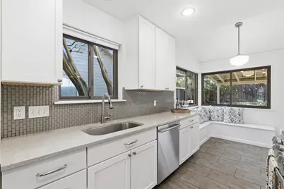 11608 Shoshone Drive, Austin, TX 78759 - Photo 11