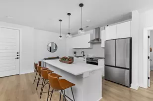 2500 Longview St, Austin, TX 78705 - Photo 11