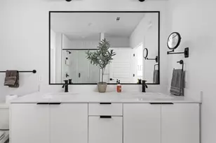 2500 Longview St, Austin, TX 78705 - Photo 23