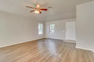 6013 Constellation Cir, Del Valle, TX 78617 - Photo 7