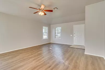 6013 Constellation Circle, Del Valle, TX 78617 - Photo 7