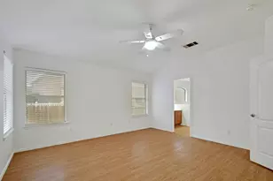 8605 Ganttcrest Dr, Austin, TX 78749 - Photo 15