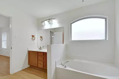 8605 Ganttcrest Drive, Austin, TX 78749 - Photo 17
