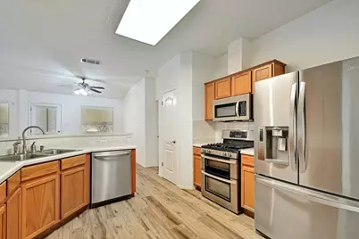 8605 Ganttcrest Drive, Austin, TX 78749 - Photo 9