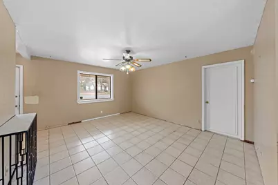 311 Leslie Drive, Kerrville, TX 78028 - Photo 9