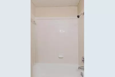 1910 Robbins Place #207, Austin, TX 78705 - Photo 21